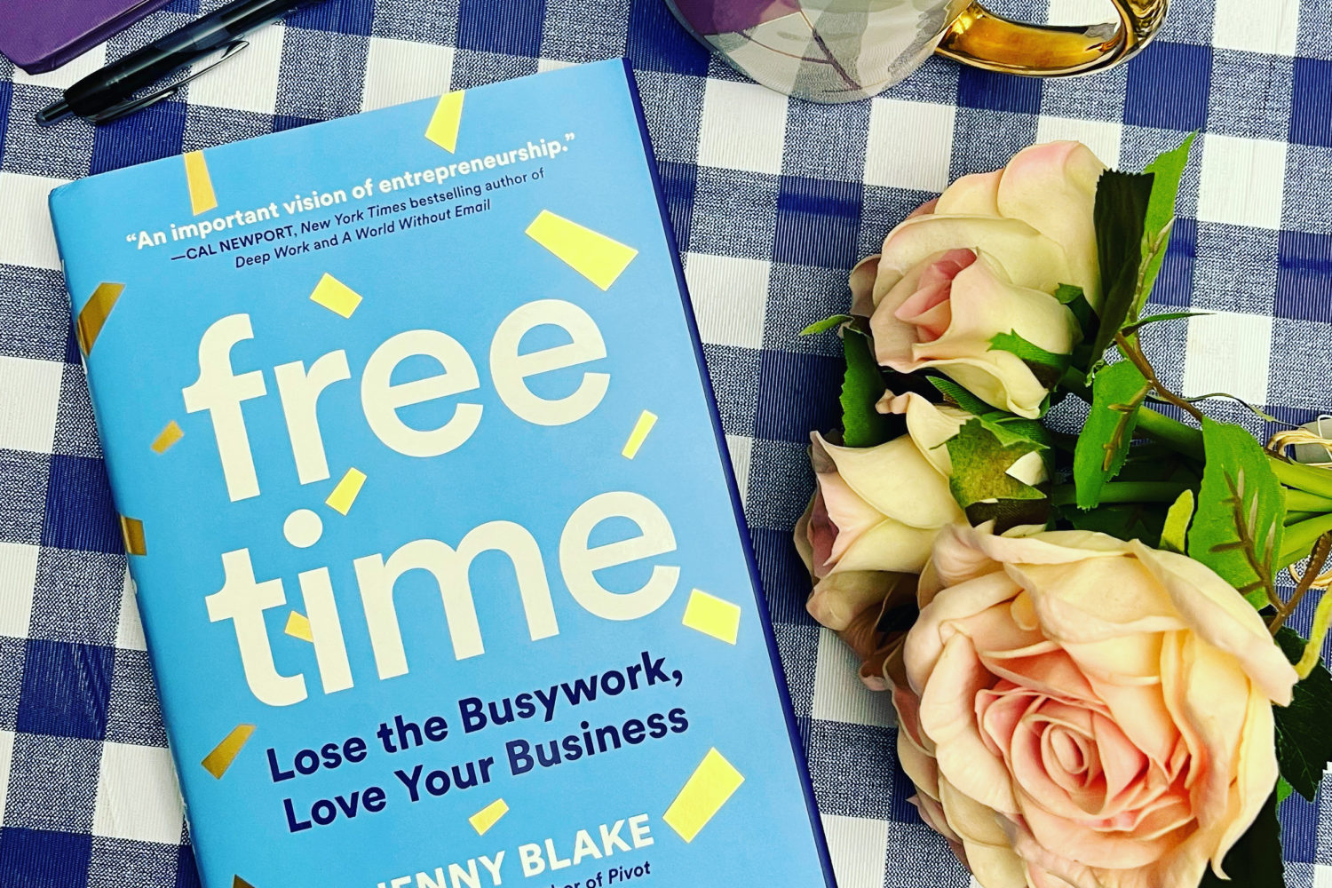 Book Cover of Free Time with a pen, coffee and flowers